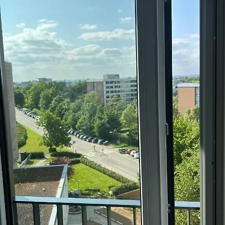 1 Im Studenten Wohnheim *